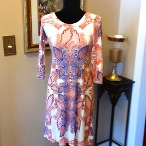 Karen Kane paisley cream coral blue 3/4 sleeve pullover dress lined sz XS EUC…